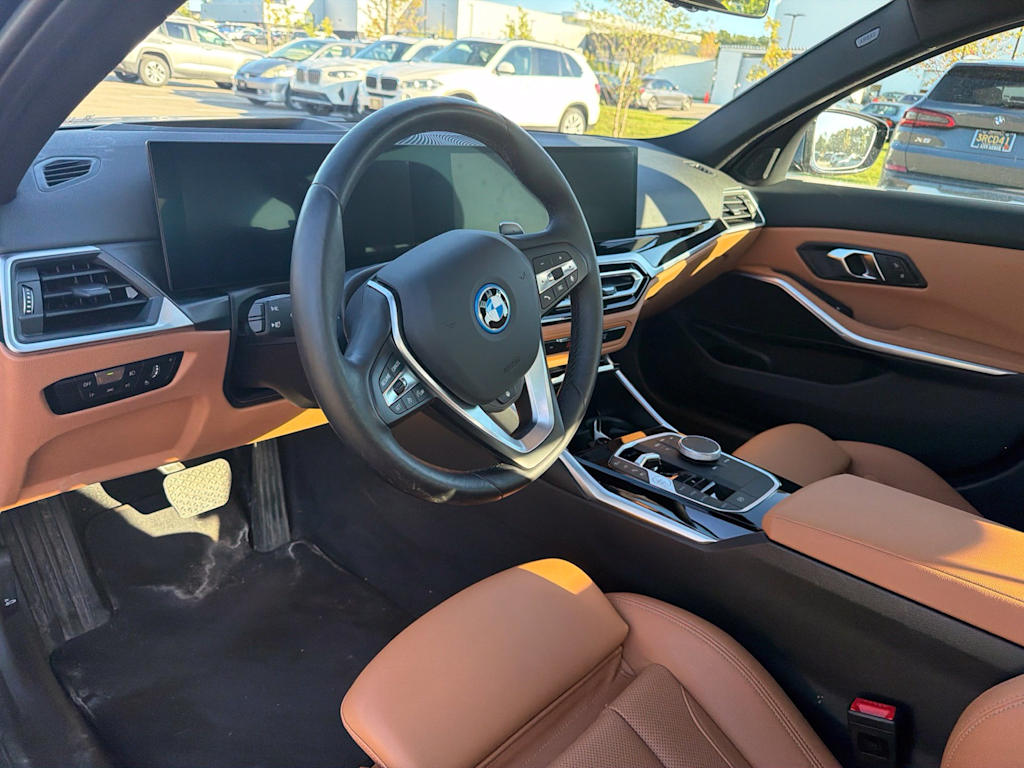 Thumbnail: 2024 BMW 3 Series - 2