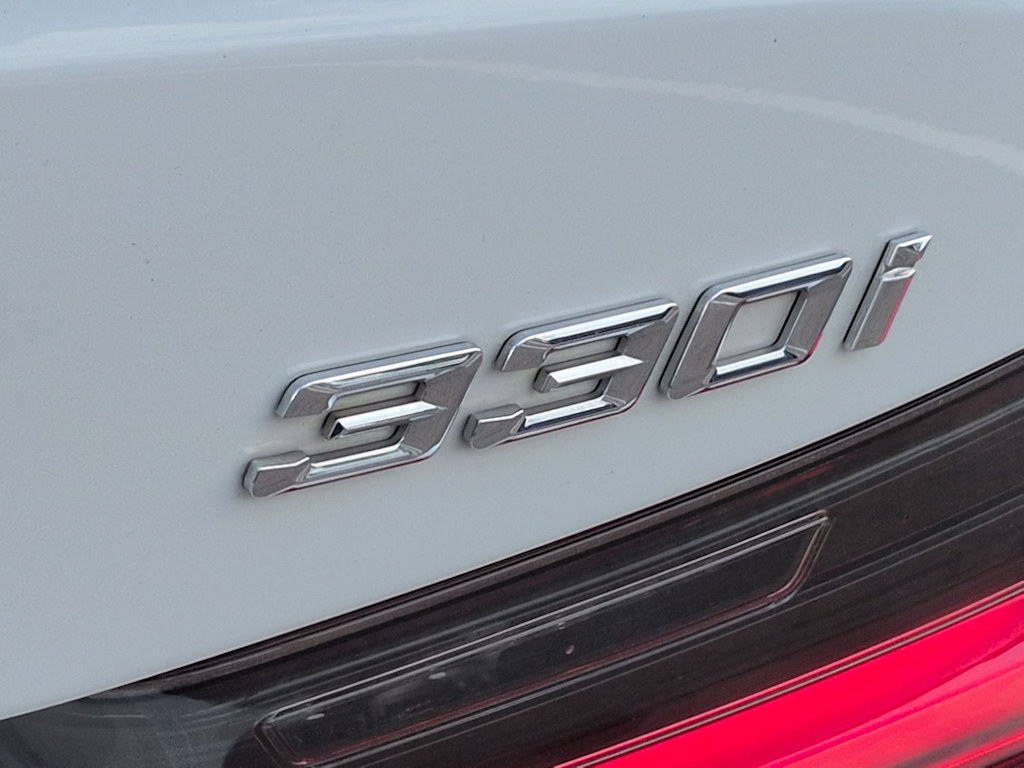 Thumbnail: 2021 BMW 3 Series - 26