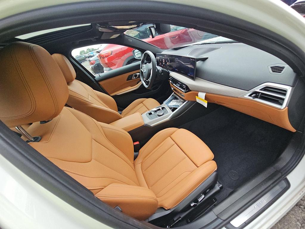 Thumbnail: 2025 BMW 3 Series - 6