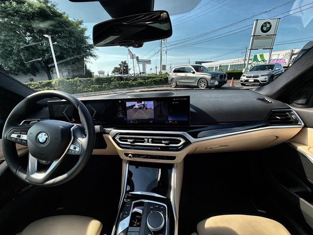 Thumbnail: 2024 BMW 3 Series - 2