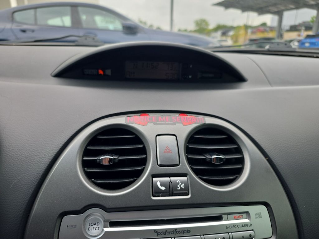 Thumbnail: 2011 Mitsubishi Eclipse - 9