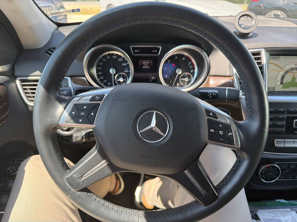 Thumbnail: 2015 Mercedes-Benz M-Class - 2