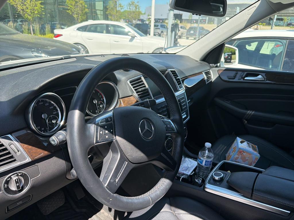 Thumbnail: 2015 Mercedes-Benz M-Class - 5