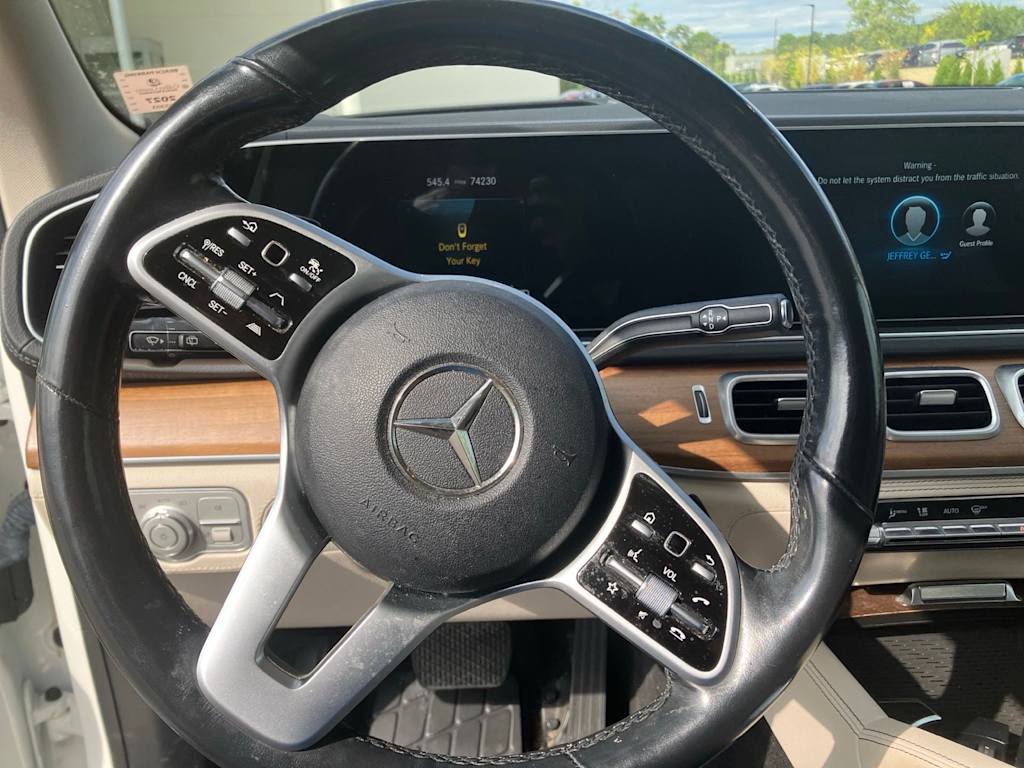 Thumbnail: 2021 Mercedes-Benz GLE - 2