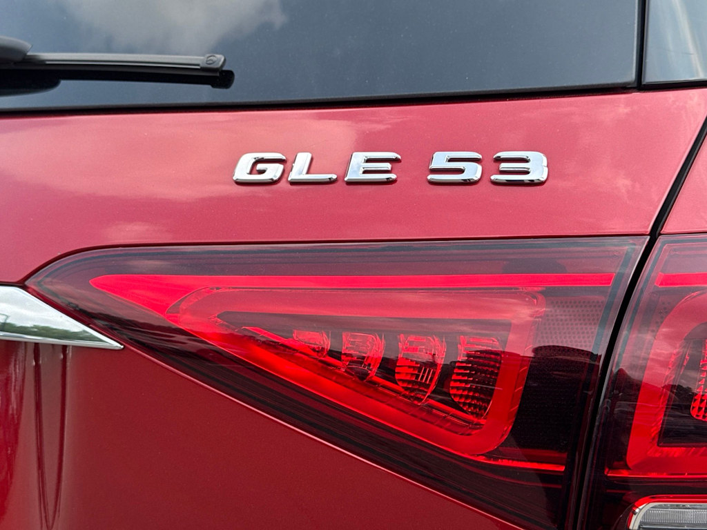Thumbnail: 2023 Mercedes-Benz GLE - 17