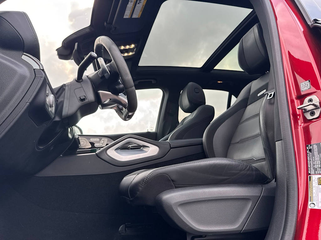 Thumbnail: 2023 Mercedes-Benz GLE - 8