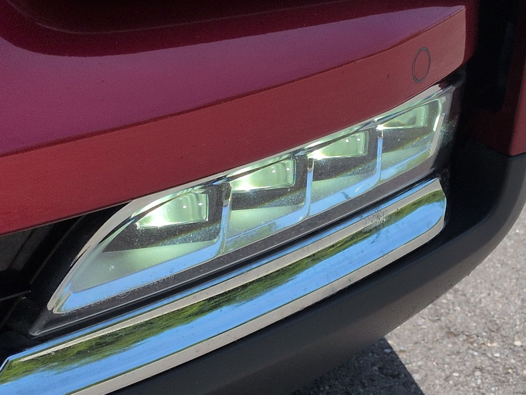 Thumbnail: 2020 Lincoln Aviator - 21