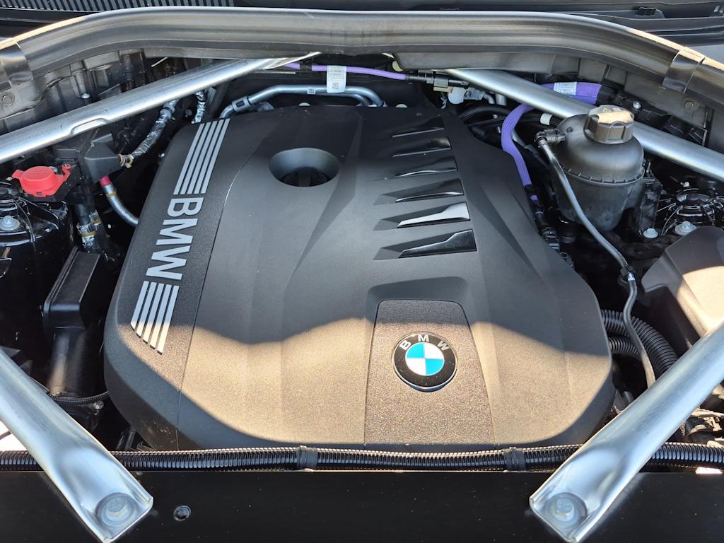 Thumbnail: 2026 BMW X5 - 9