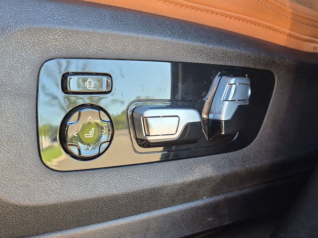 Thumbnail: 2026 BMW X5 - 25