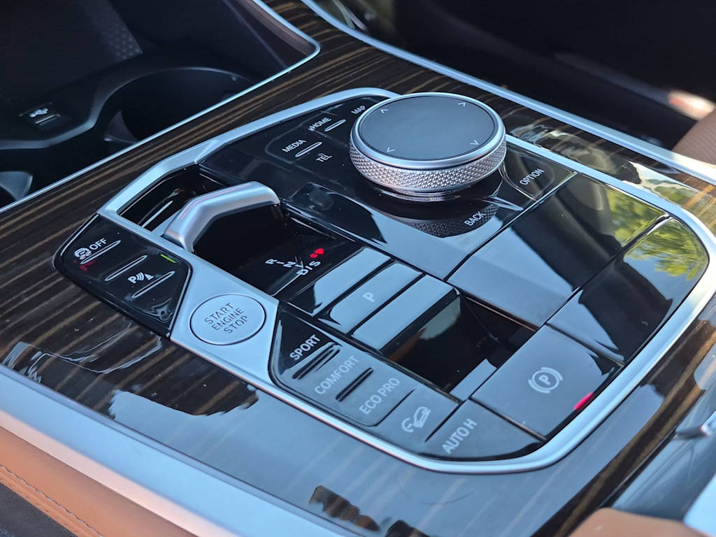 Thumbnail: 2026 BMW X5 - 35