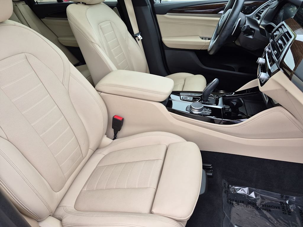 Thumbnail: 2021 BMW X4 - 11