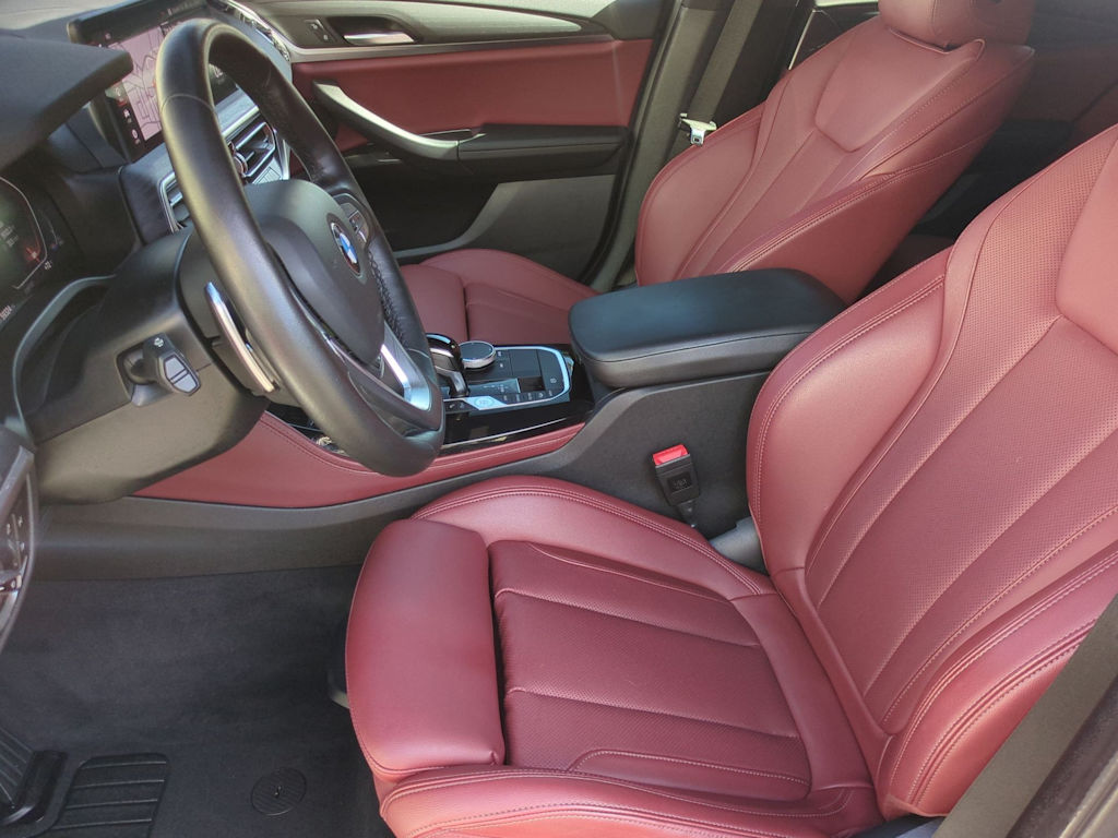 Thumbnail: 2023 BMW X4 - 10