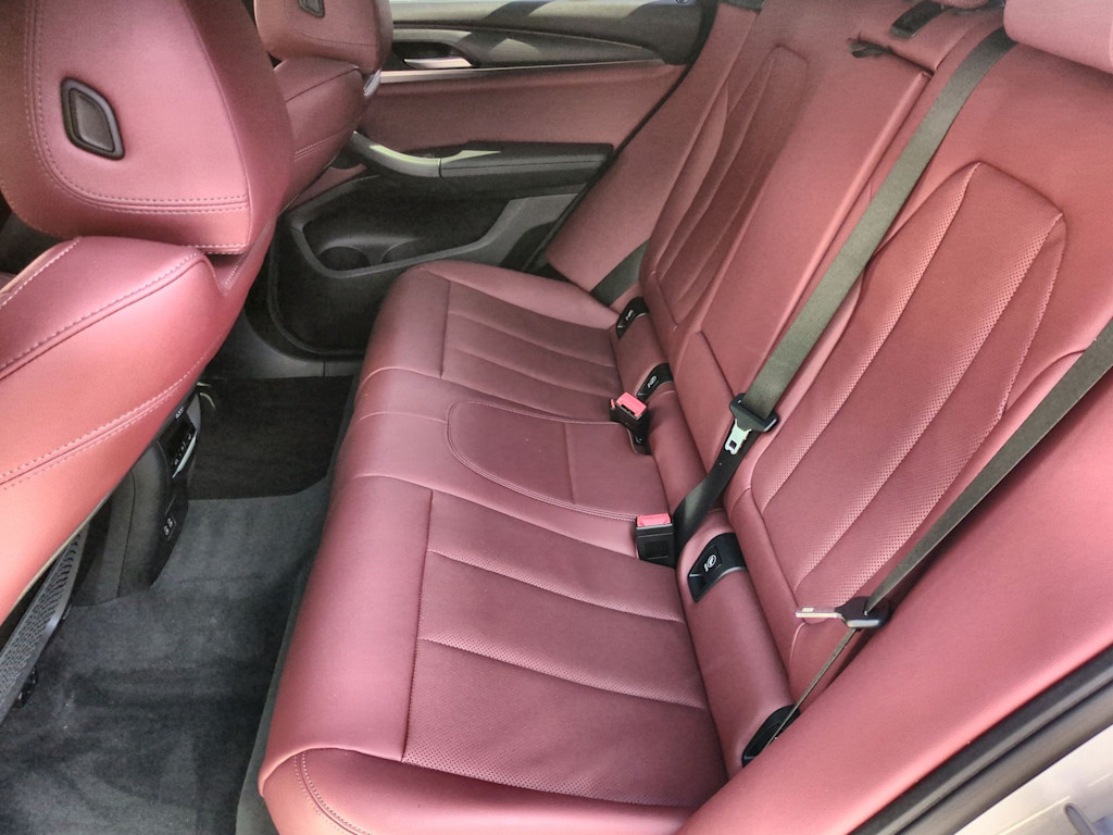 Thumbnail: 2023 BMW X4 - 26