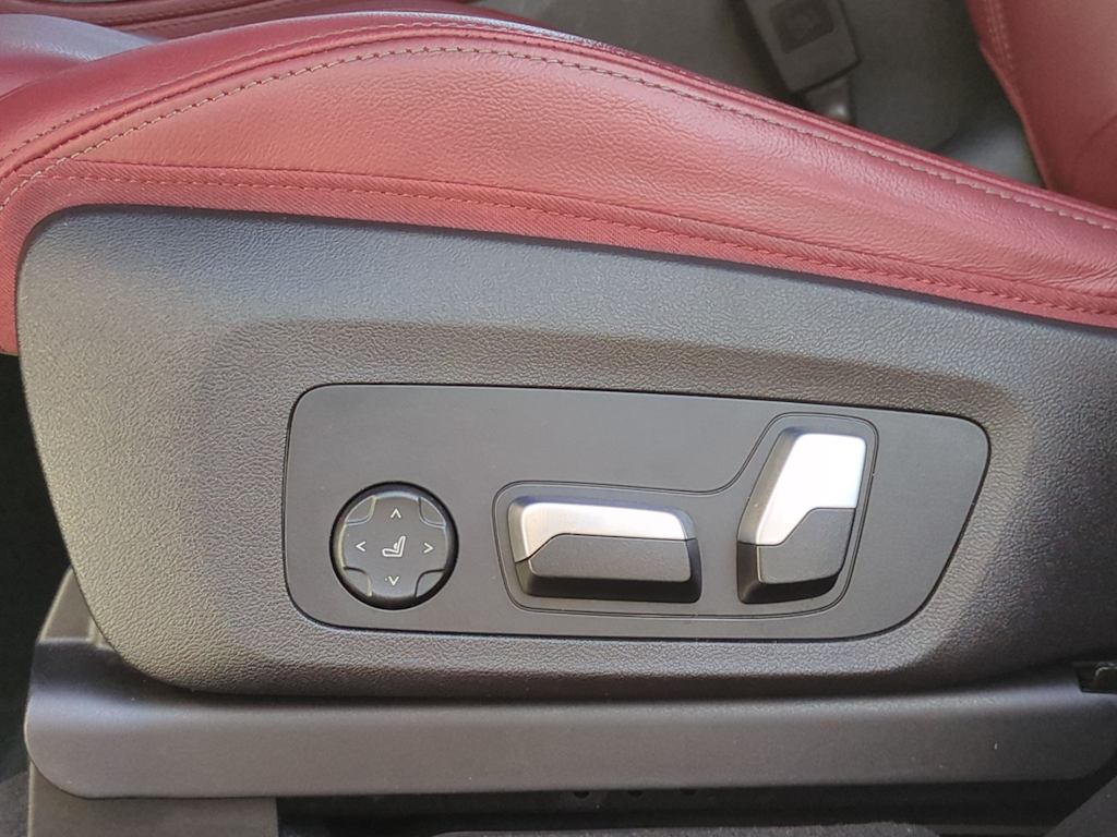 Thumbnail: 2023 BMW X4 - 24