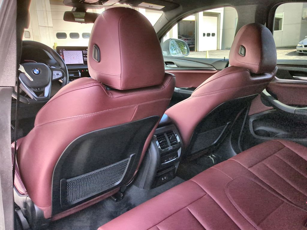 Thumbnail: 2023 BMW X4 - 12