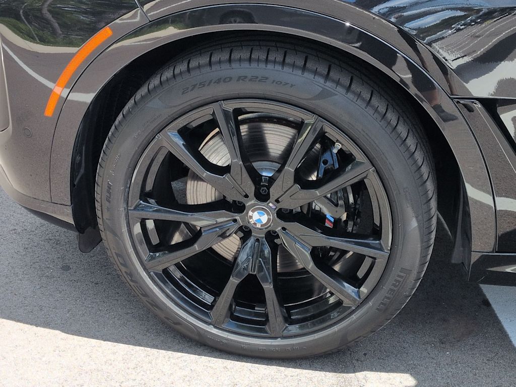 Thumbnail: 2024 BMW X7 - 7