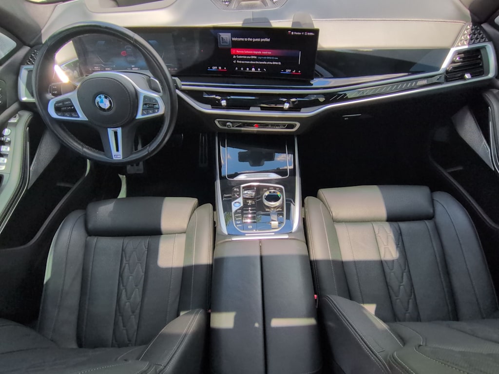 Thumbnail: 2024 BMW X7 - 9