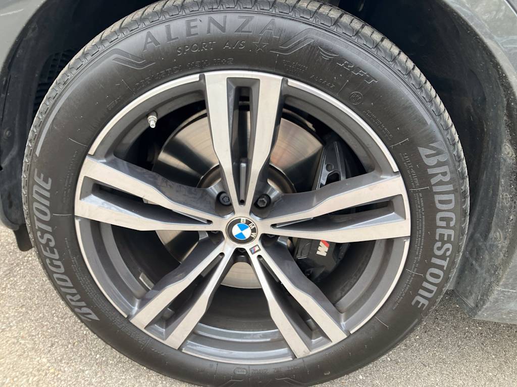 Thumbnail: 2024 BMW X7 - 16
