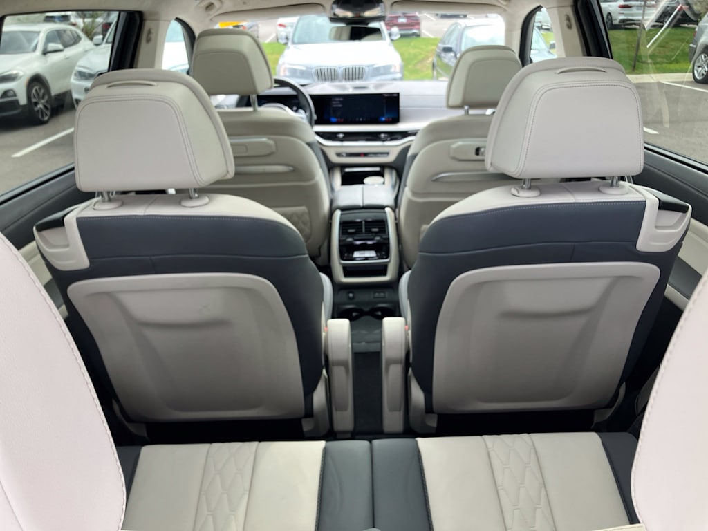 Thumbnail: 2024 BMW X7 - 17