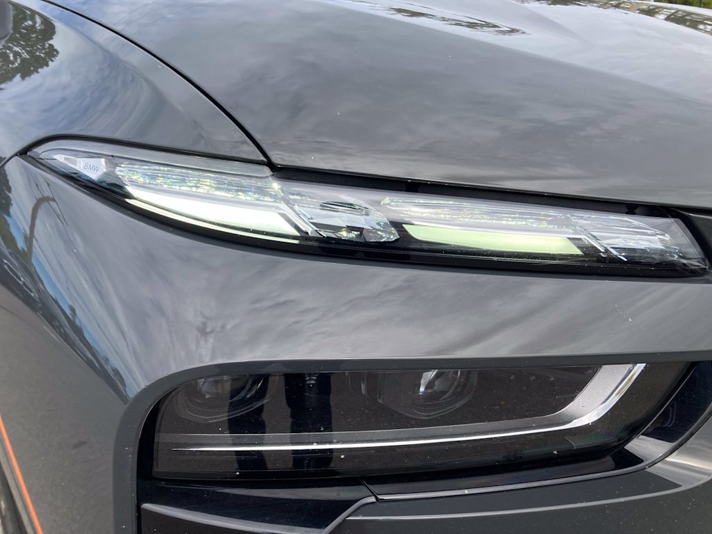 Thumbnail: 2024 BMW X7 - 13