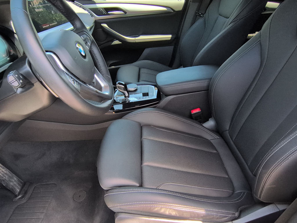 Thumbnail: 2023 BMW X3 - 11