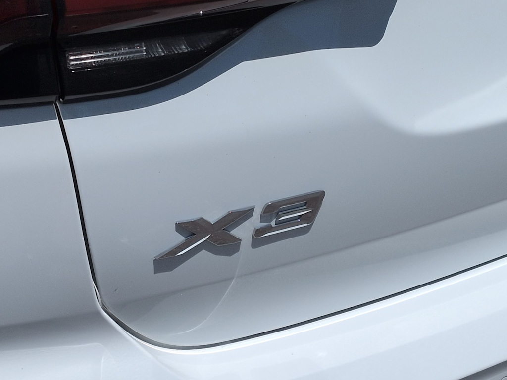 Thumbnail: 2023 BMW X3 - 24