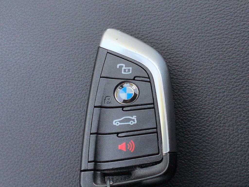 Thumbnail: 2023 BMW X3 - 18