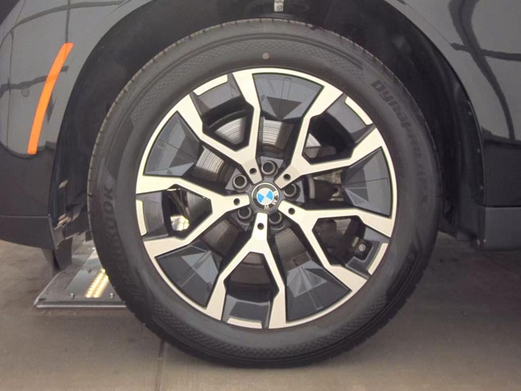 Thumbnail: 2025 BMW X3 - 6