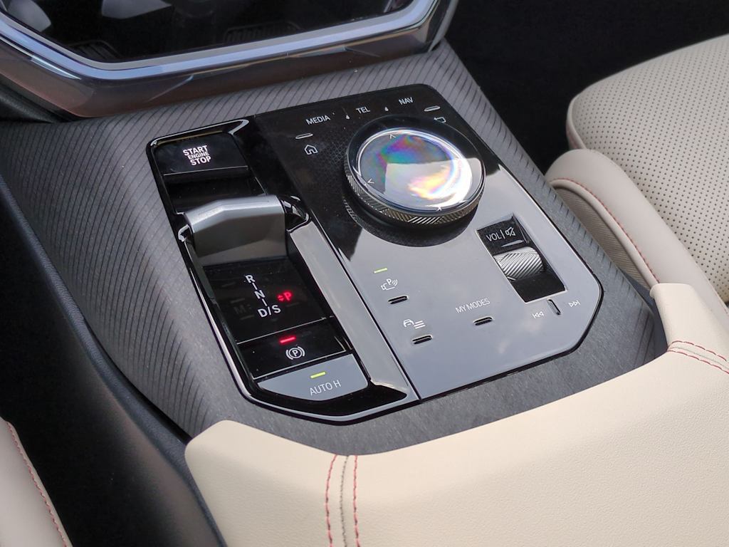 Thumbnail: 2026 BMW X3 - 15