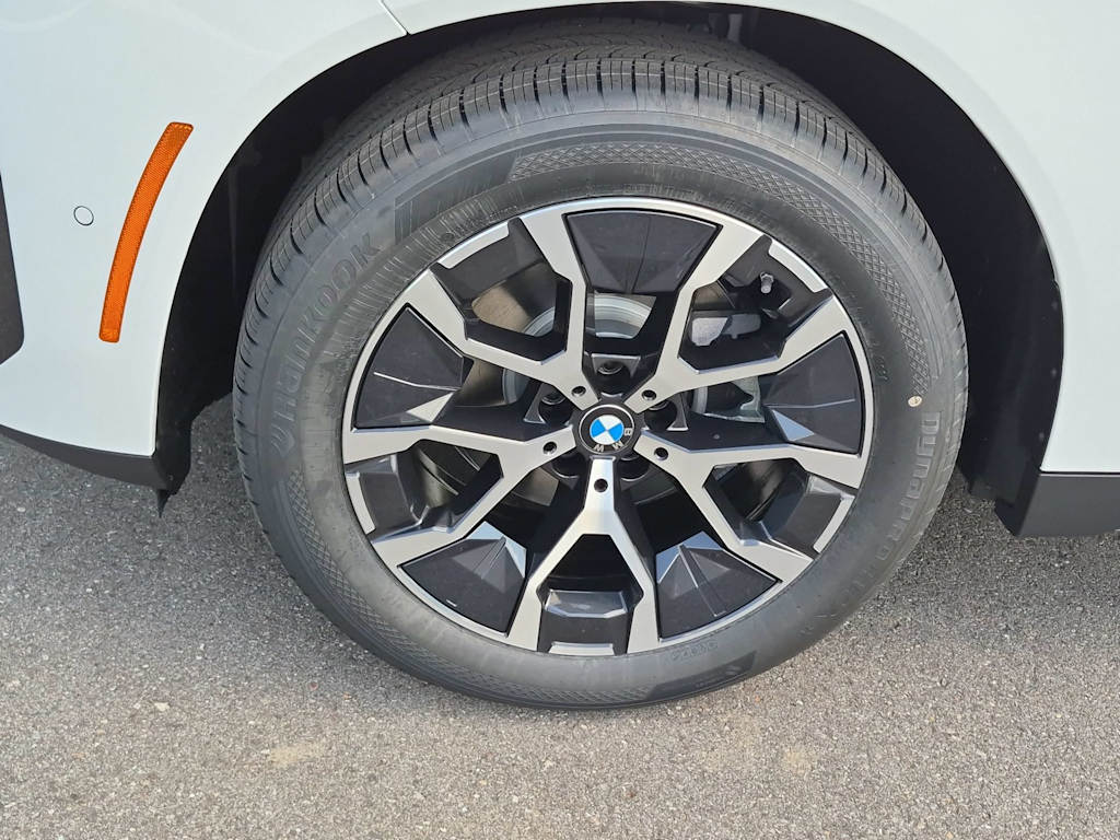 Thumbnail: 2026 BMW X3 - 8