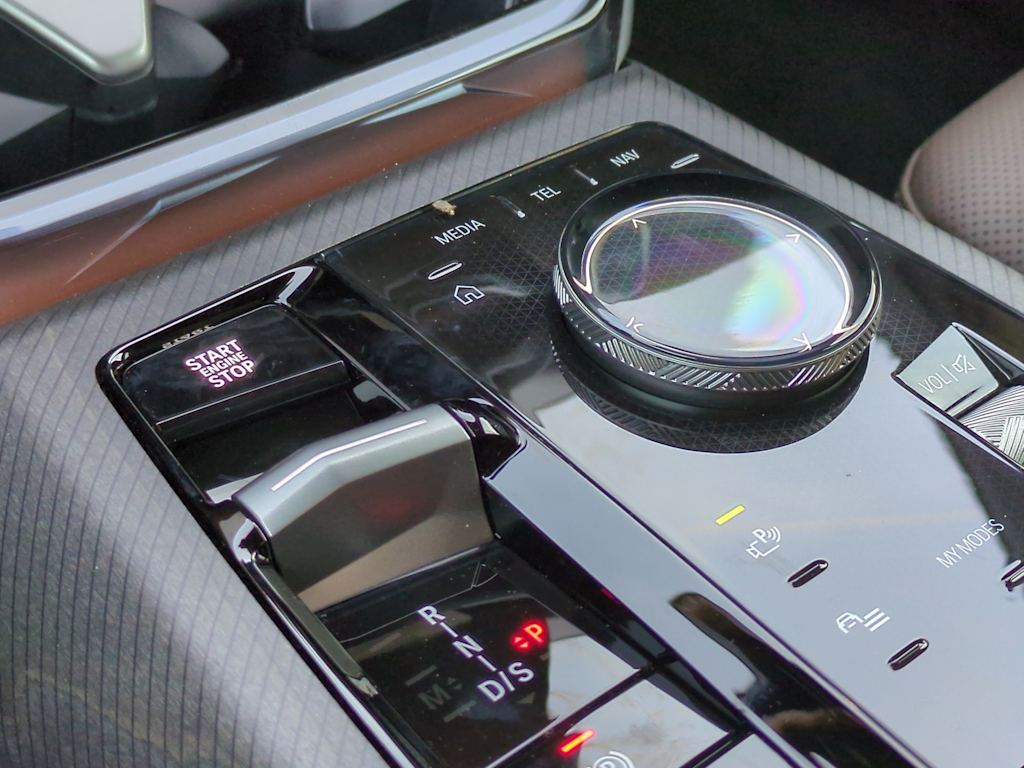 Thumbnail: 2026 BMW X3 - 16
