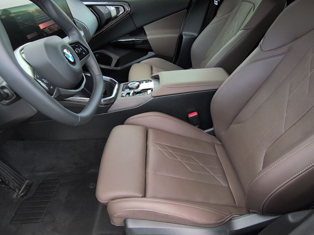 Thumbnail: 2026 BMW X3 - 11