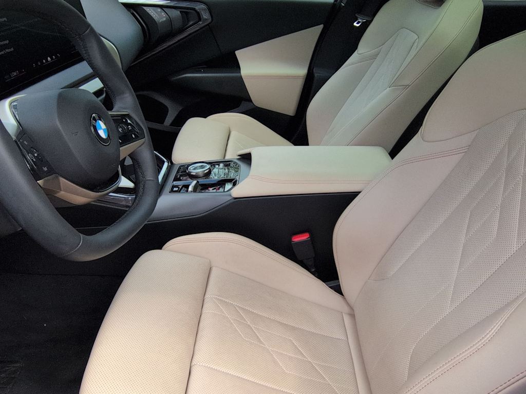 Thumbnail: 2025 BMW X3 - 10