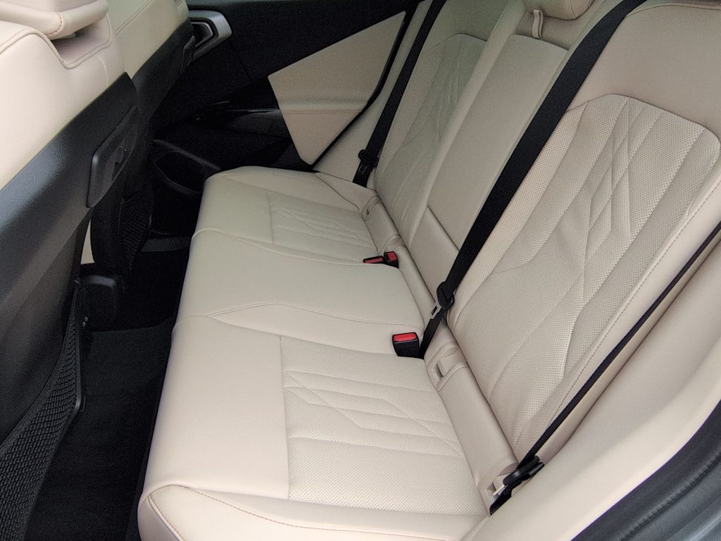Thumbnail: 2026 BMW X3 - 27