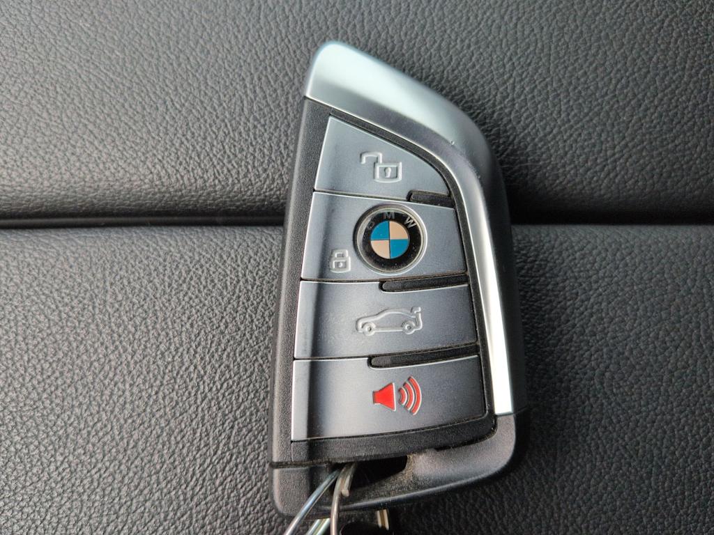 Thumbnail: 2022 BMW X5 - 17