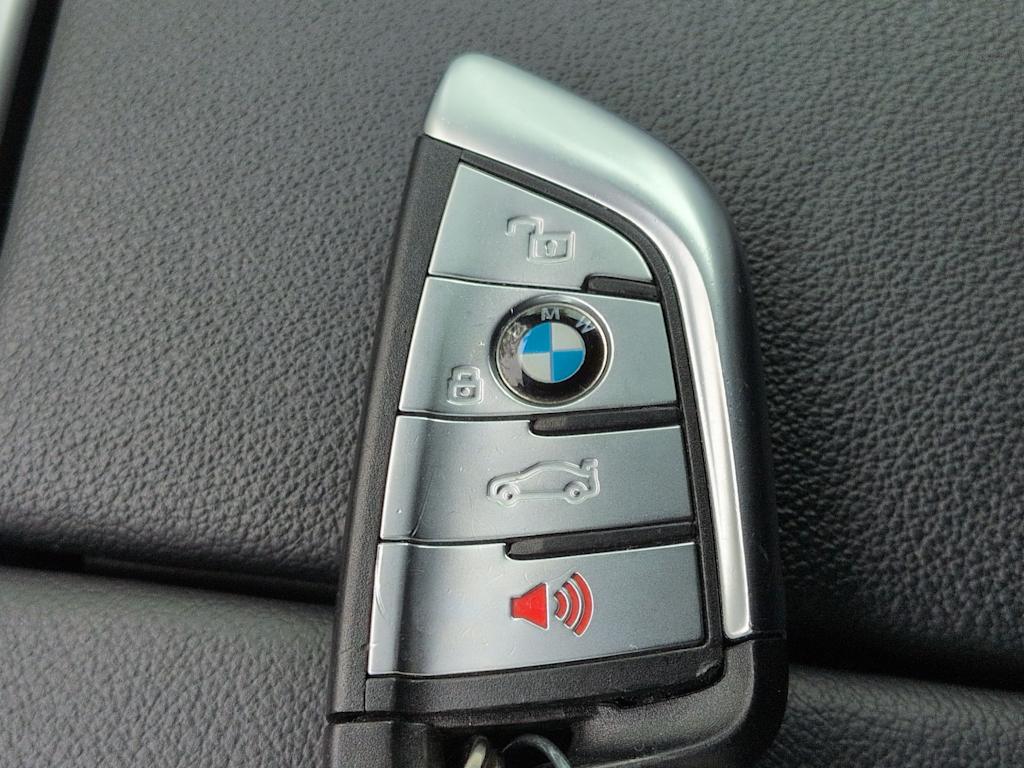 Thumbnail: 2021 BMW X5 - 18