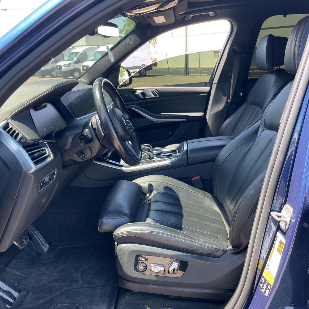 Thumbnail: 2021 BMW X5 - 8