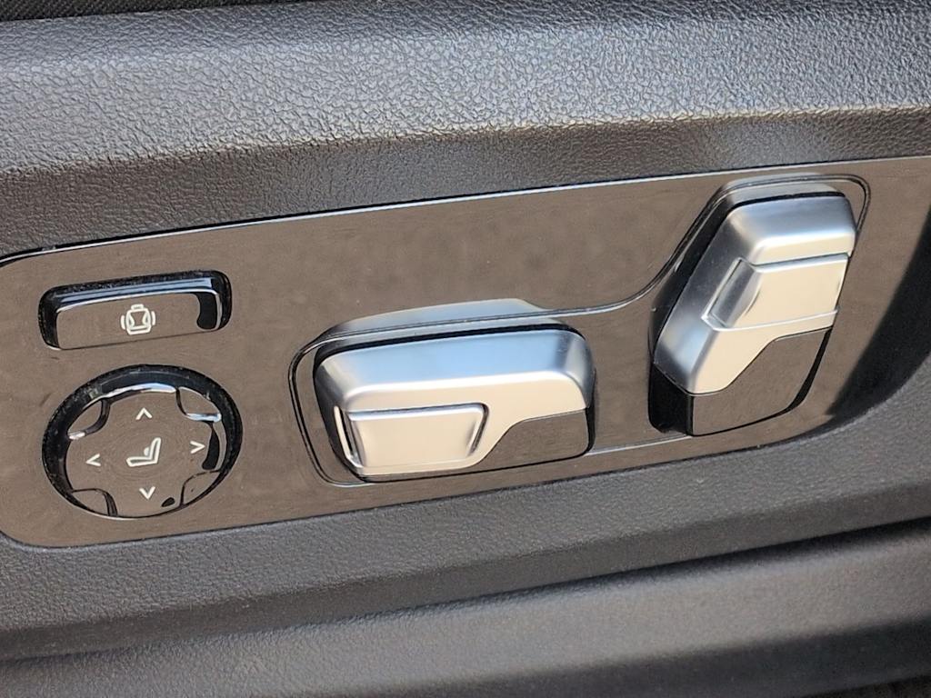 Thumbnail: 2021 BMW X5 - 25