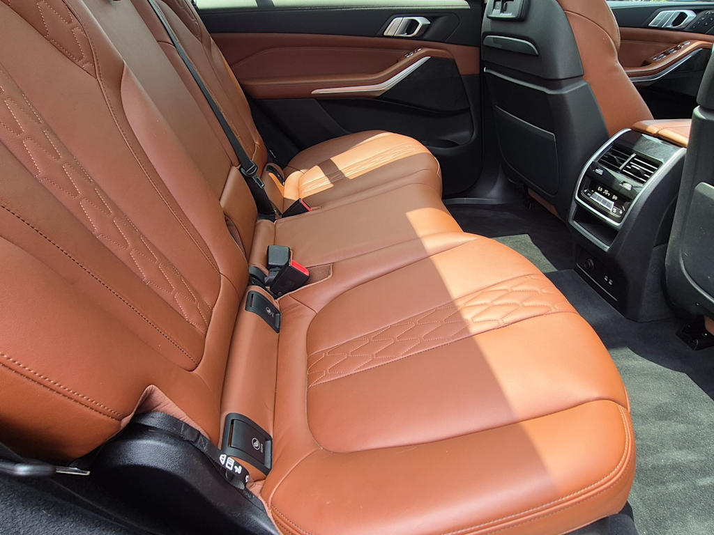 Thumbnail: 2022 BMW X7 - 12