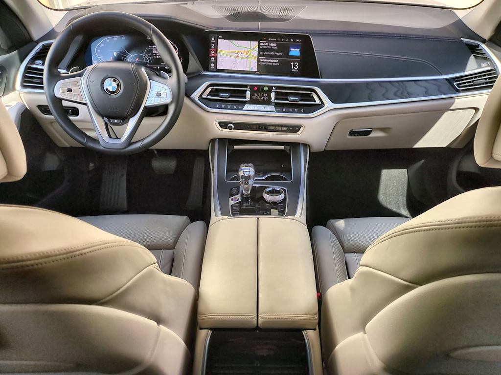 2022 BMW X7 xDrive40i 9