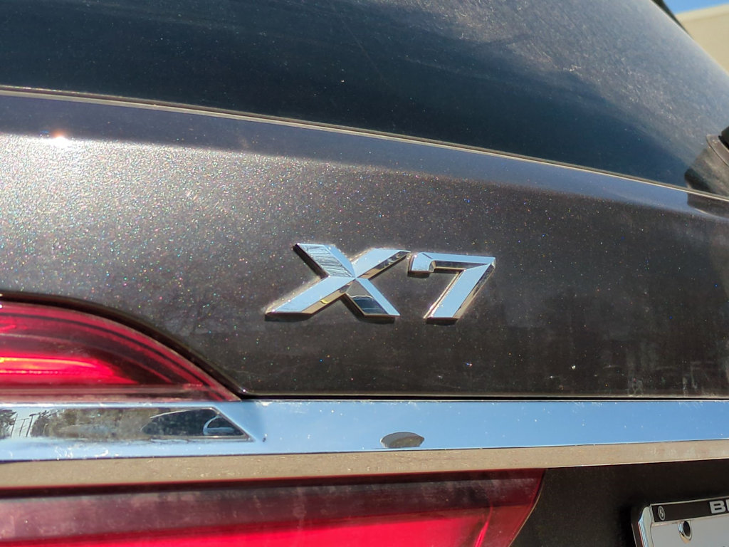 2022 BMW X7 xDrive40i 25