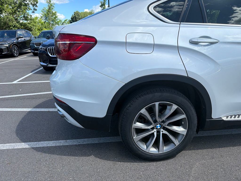 Thumbnail: 2016 BMW X6 - 8