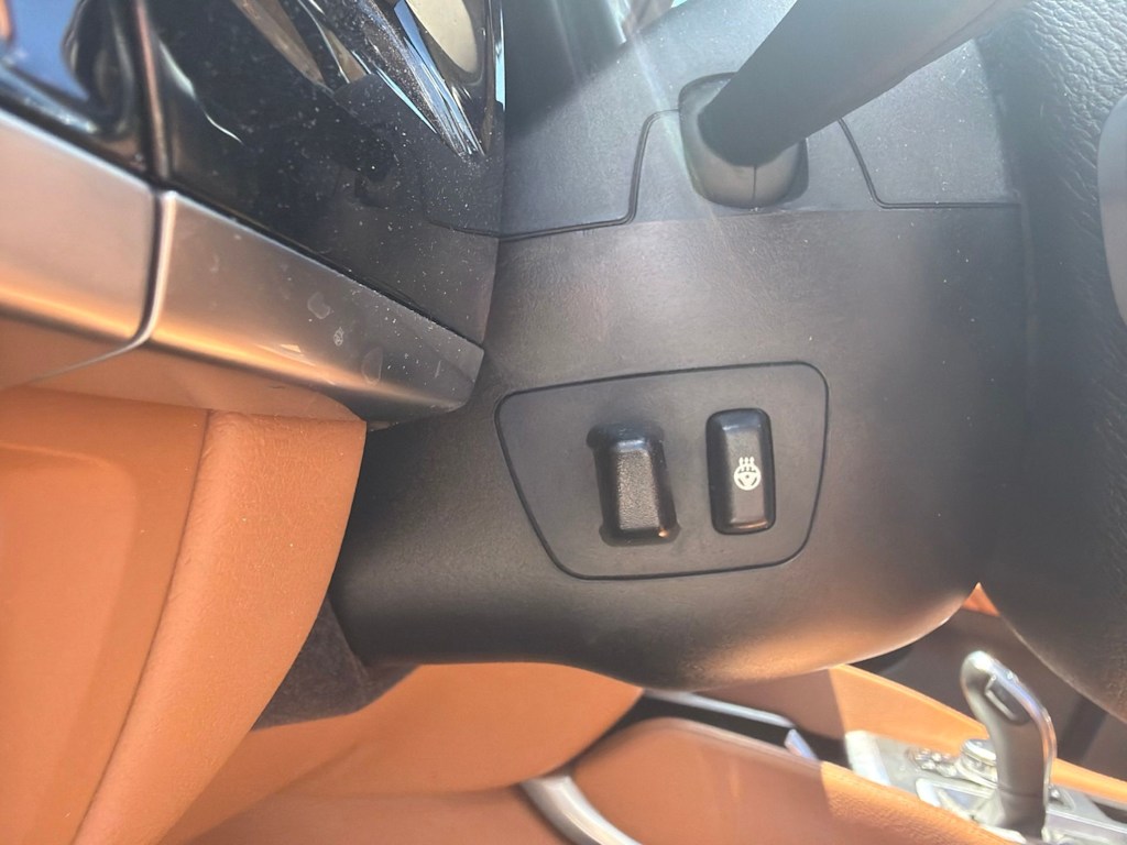 Thumbnail: 2016 BMW X6 - 21