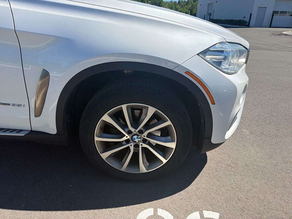 Thumbnail: 2016 BMW X6 - 18