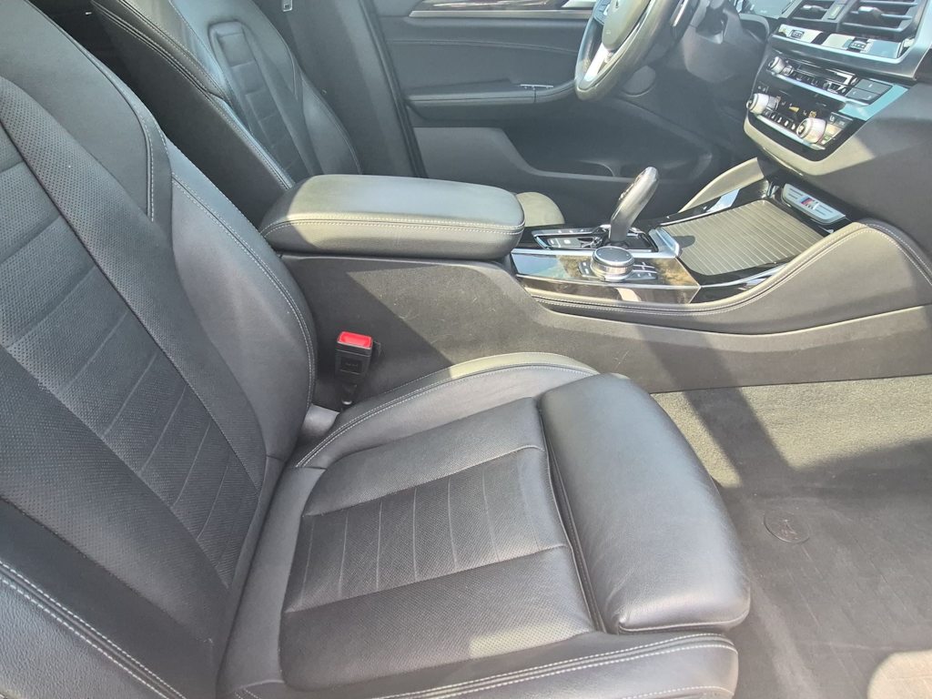 Thumbnail: 2019 BMW X4 - 10