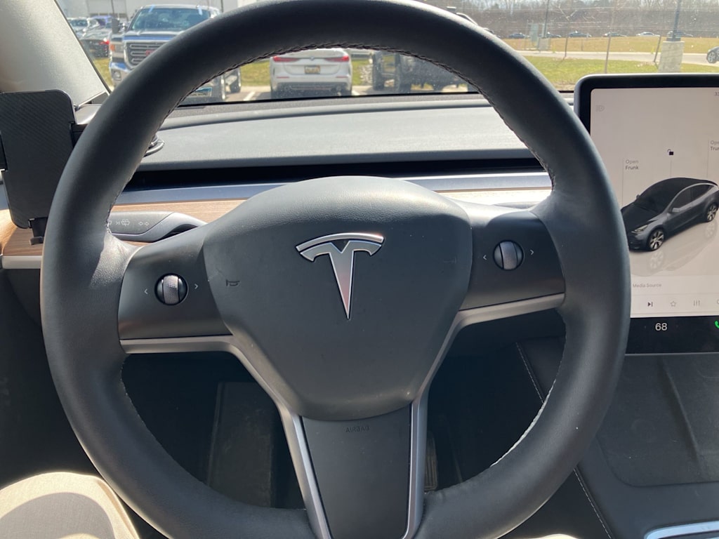 Thumbnail: 2023 Tesla Model Y - 19