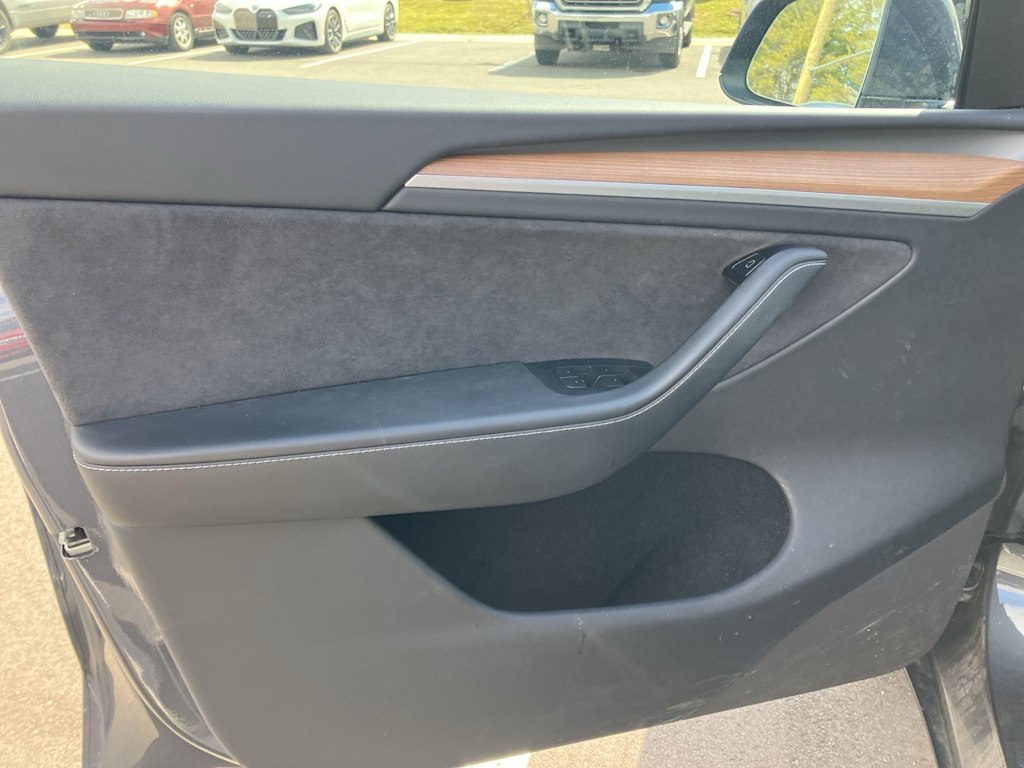 Thumbnail: 2023 Tesla Model Y - 18