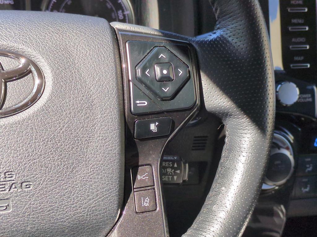 Thumbnail: 2023 Toyota 4Runner - 30