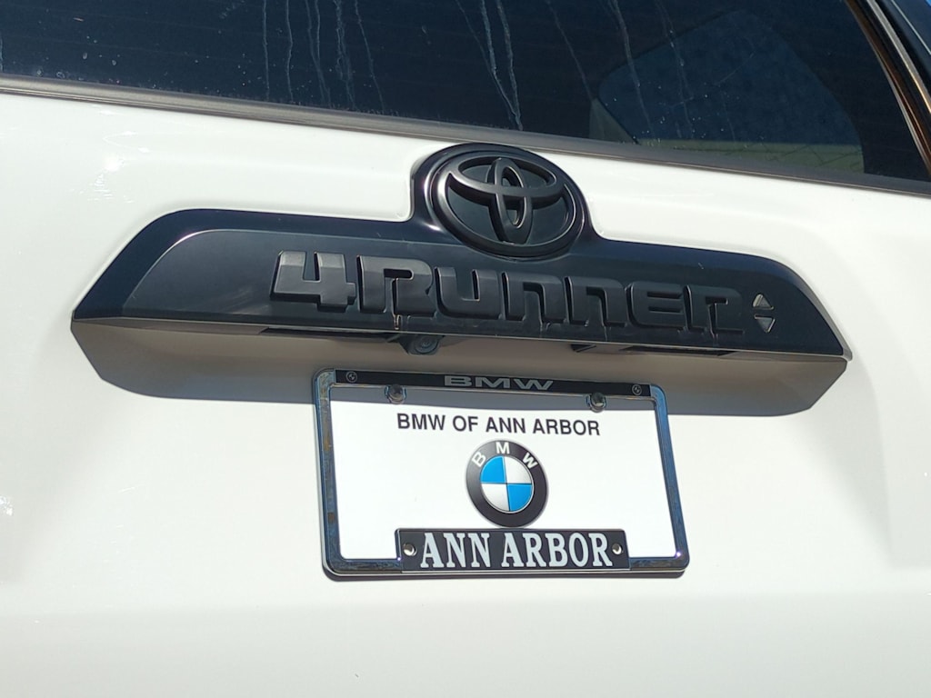 Thumbnail: 2023 Toyota 4Runner - 23