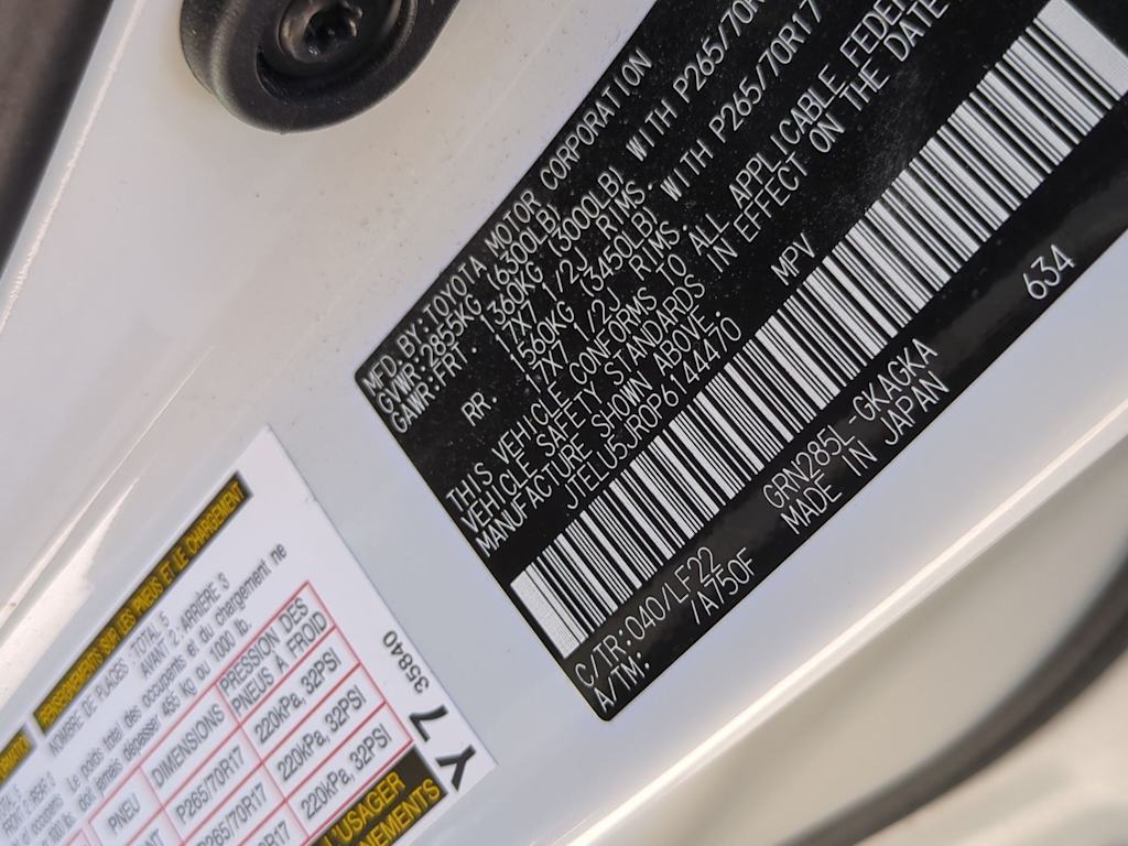 Thumbnail: 2023 Toyota 4Runner - 17